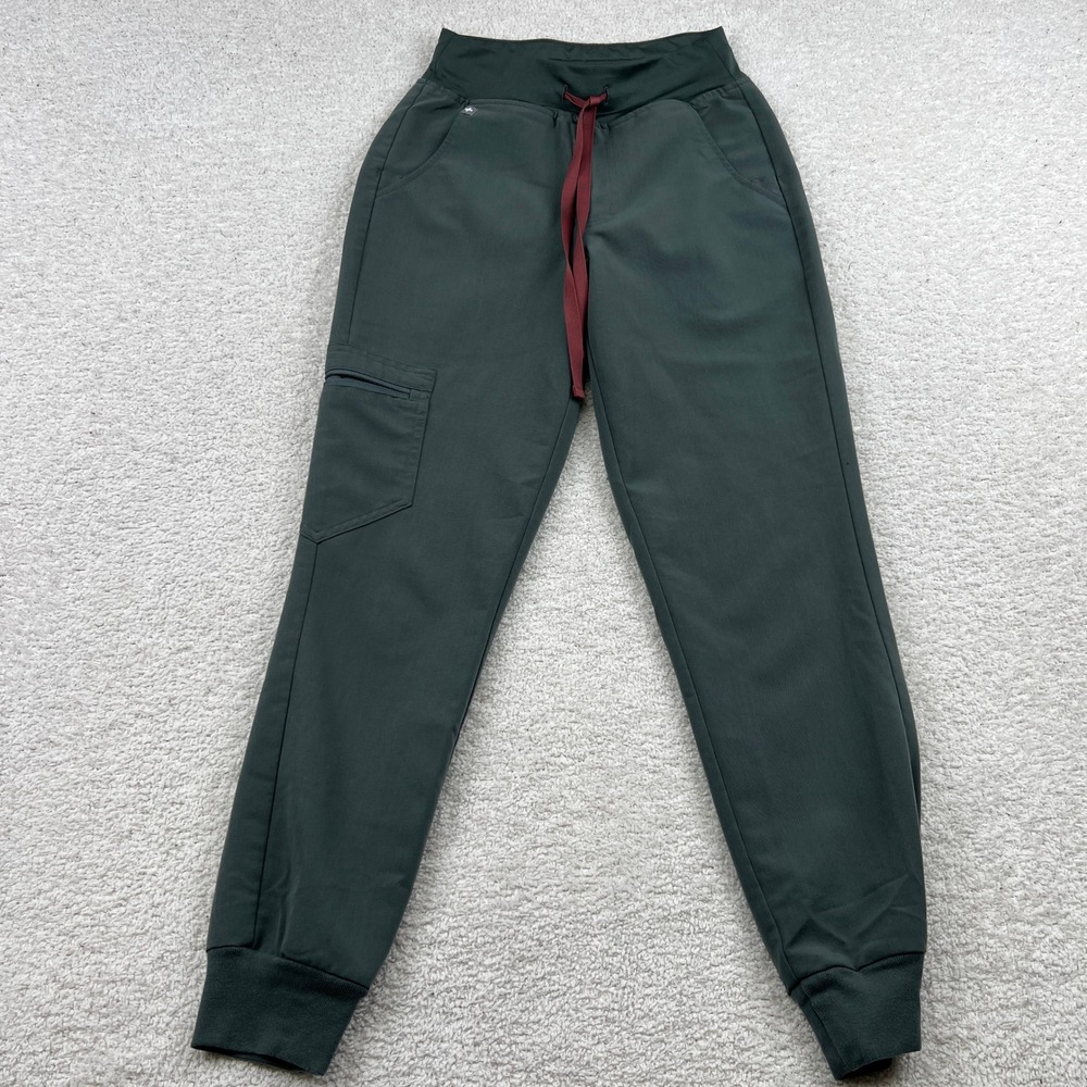 Figs Women's Scrub Set in Dark Green - Picture 9 of 16